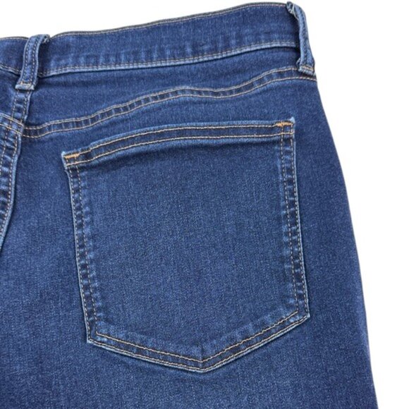 GAP Women’s Size 29 Girlfriend Jeans Mid-Rise Stretch - Picture 3 of 9